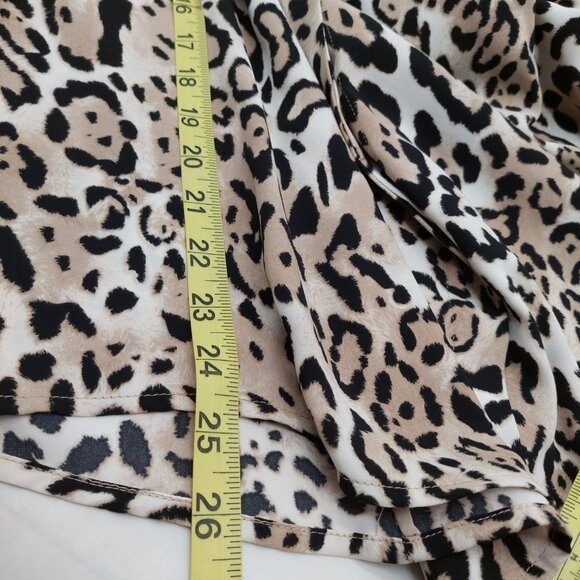 Chicos Blouse Size 3 Top Button Up Cheetah Tie Front XL - Picture 5 of 9